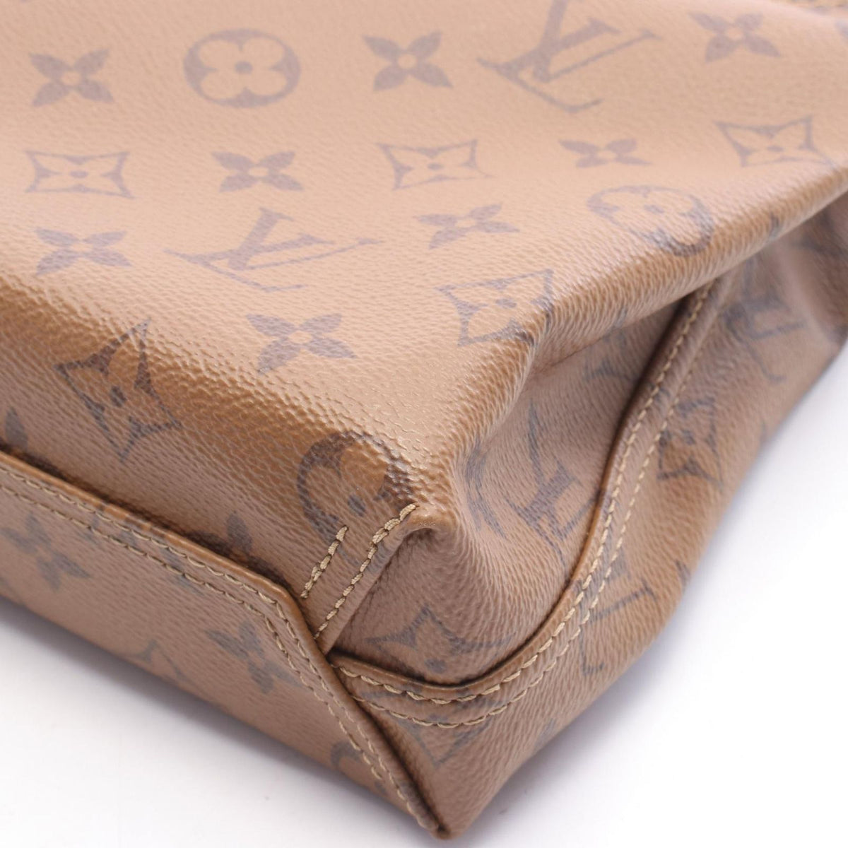 Louis Vuitton Handbag Atlantis BB Leather — view 5
