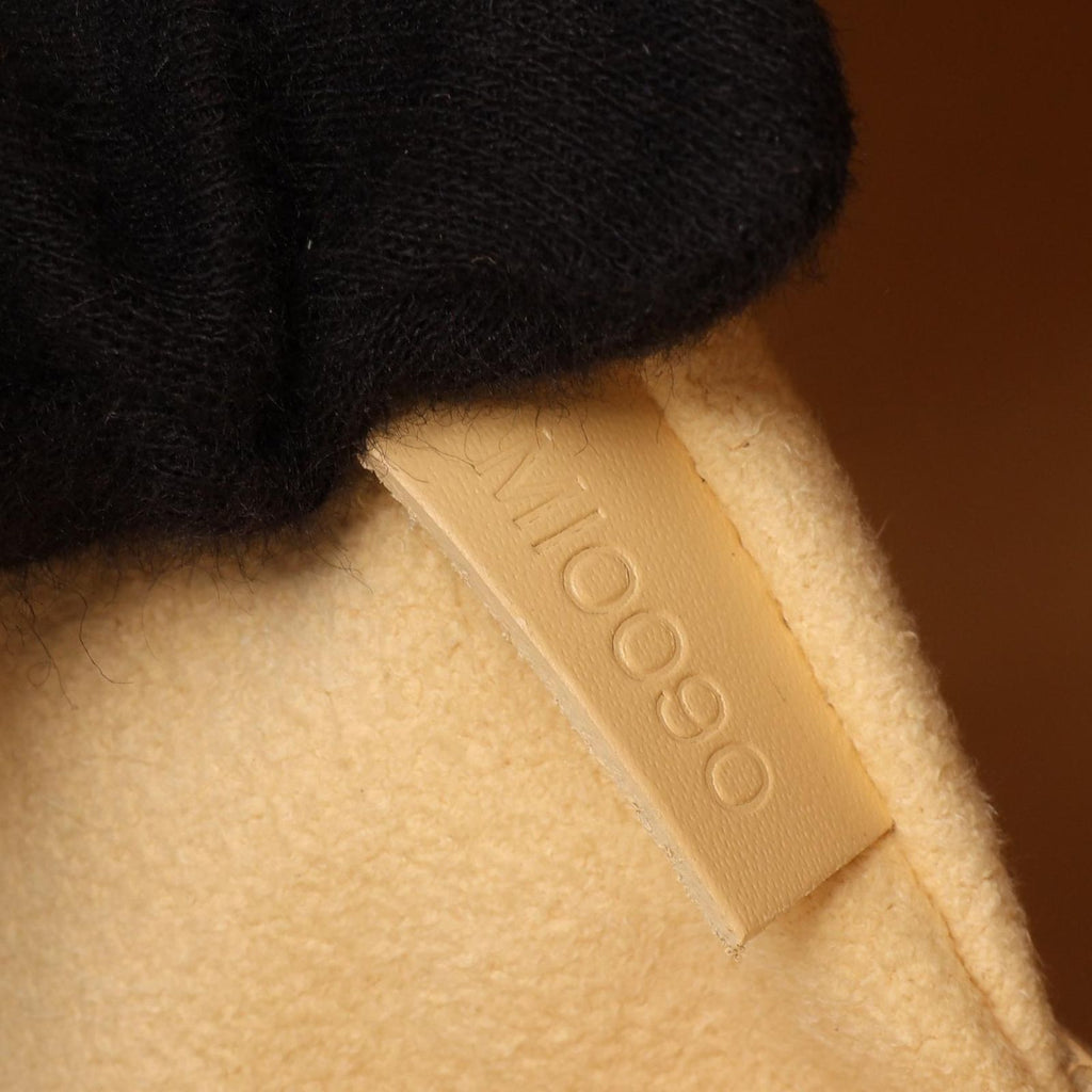 Louis Vuitton Handbag Alma Vanilla Leather — view 5