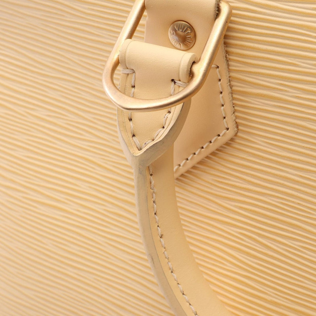 Louis Vuitton Handbag Alma Vanilla Leather — view 6