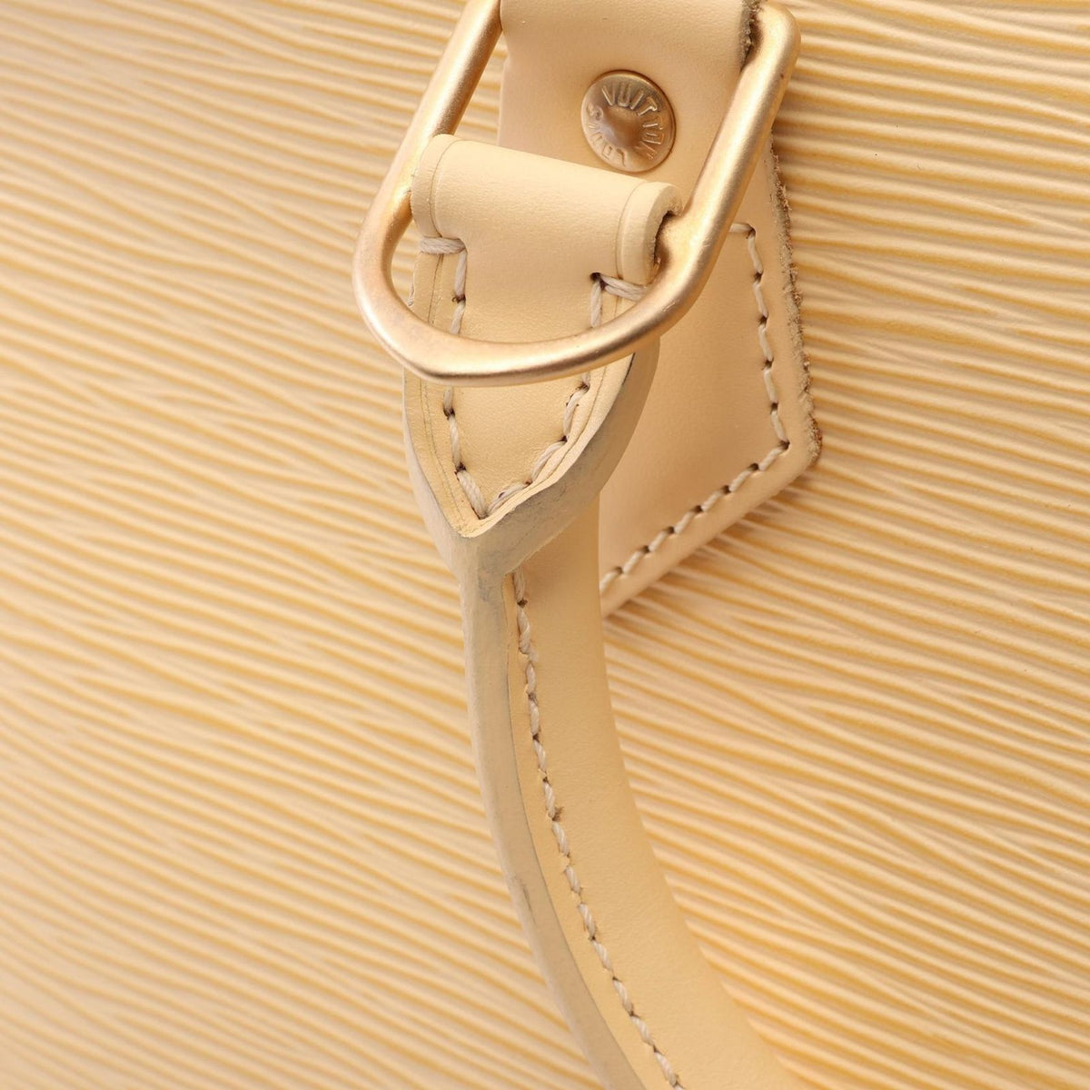 Louis Vuitton Handbag Alma Vanilla Leather — view 6