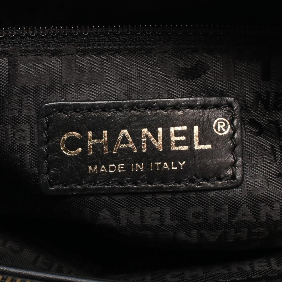 Chanel Shoulder Bag Icon Multi Leather Chain — view 4