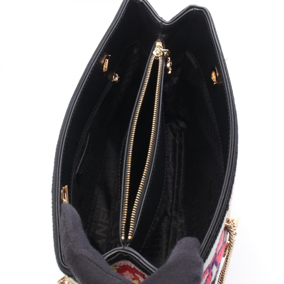 Chanel Shoulder Bag Icon Multi Leather Chain — view 3