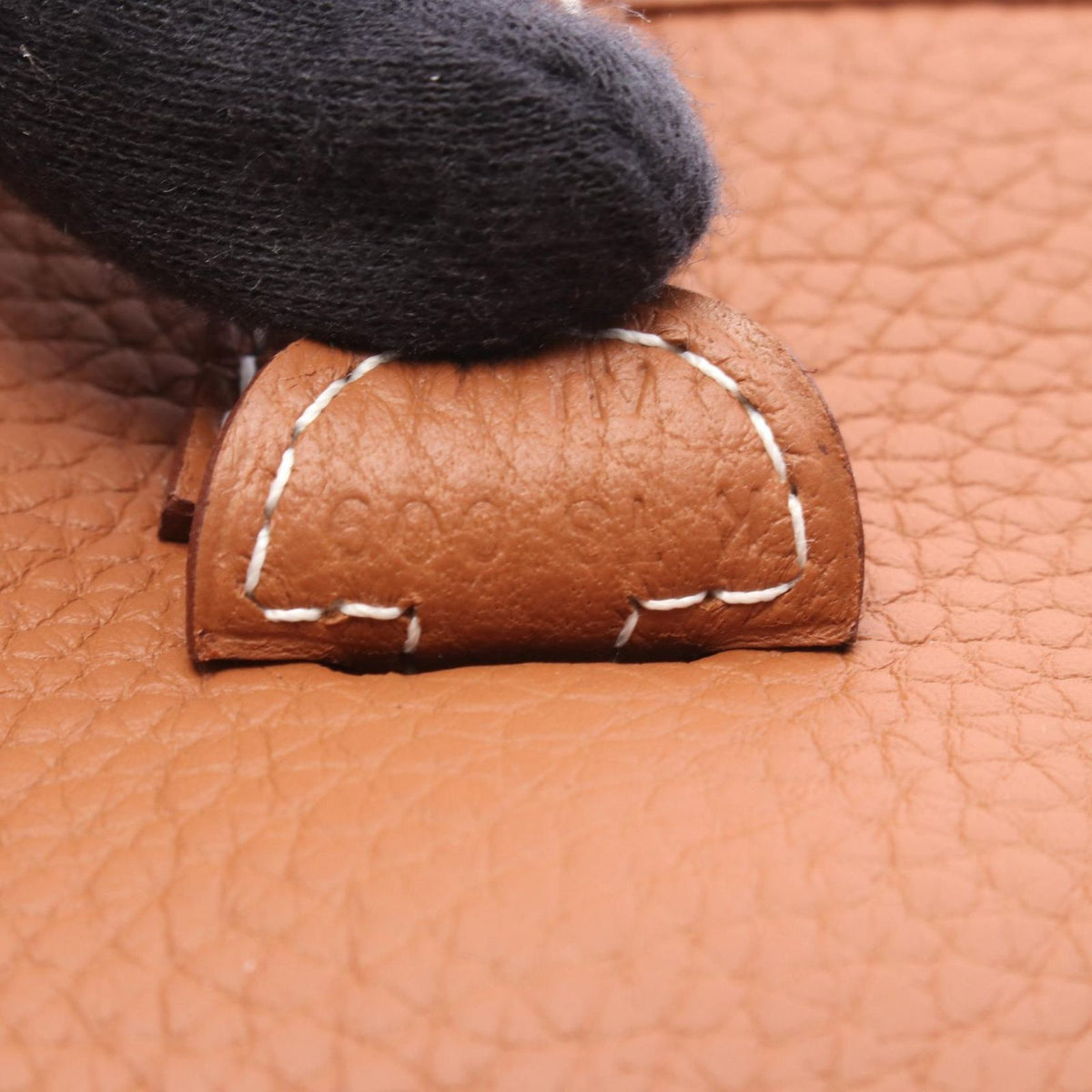 Hermes Shoulder Bag Evelyne 23 Gold — view 5
