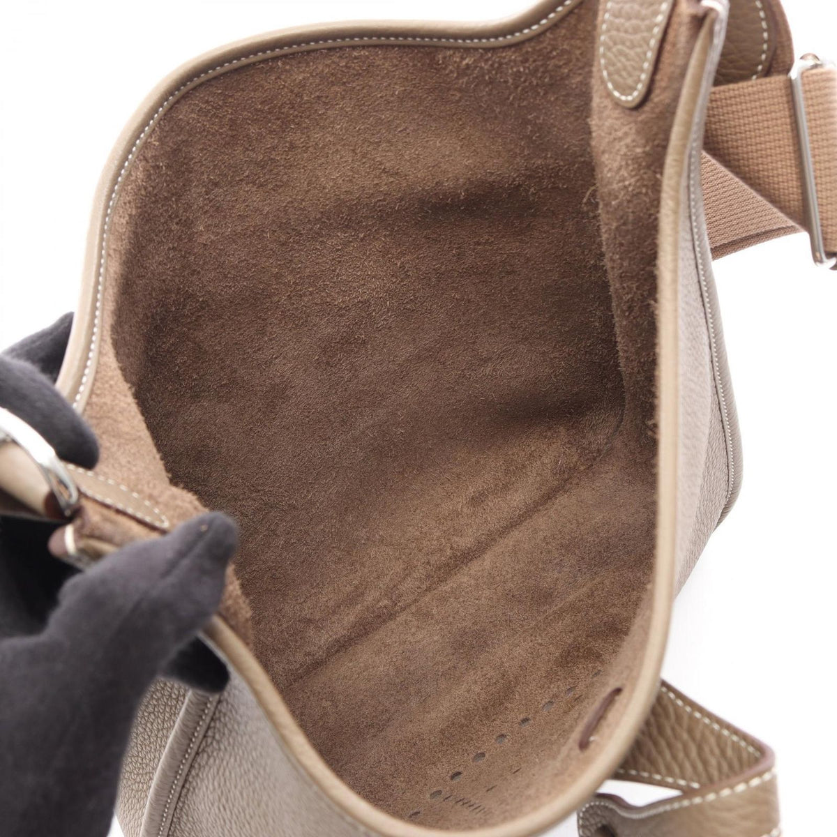 Hermes Shoulder Bag Evelyne 3 Trois PM Etoupe — view 3