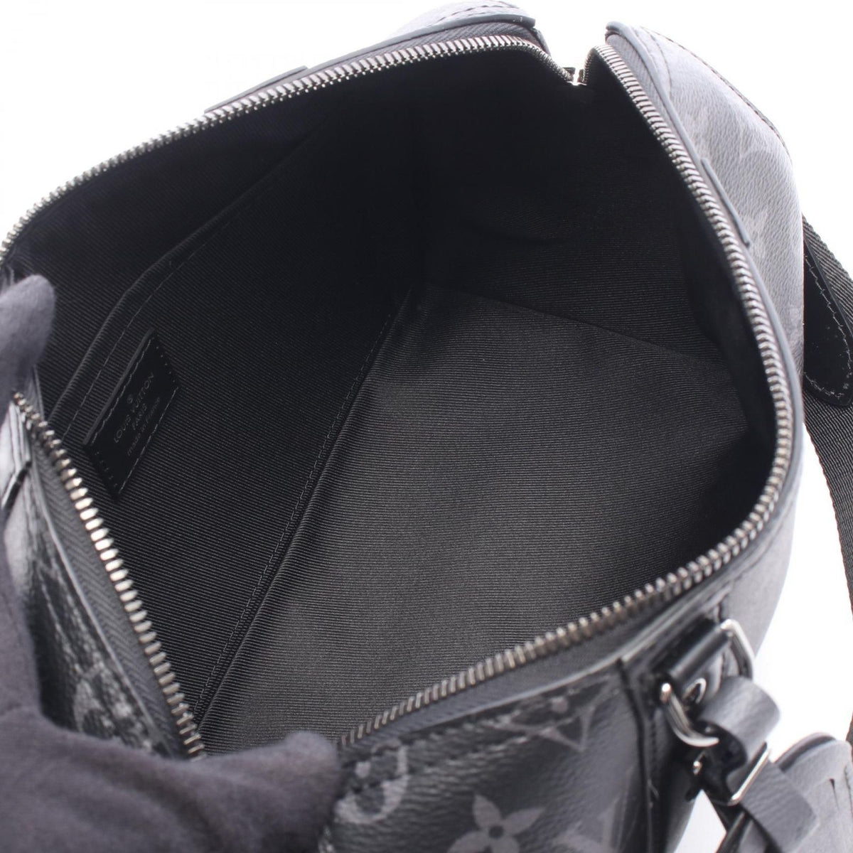 Louis Vuitton Shoulder Bag City Keepall Leather — view 3