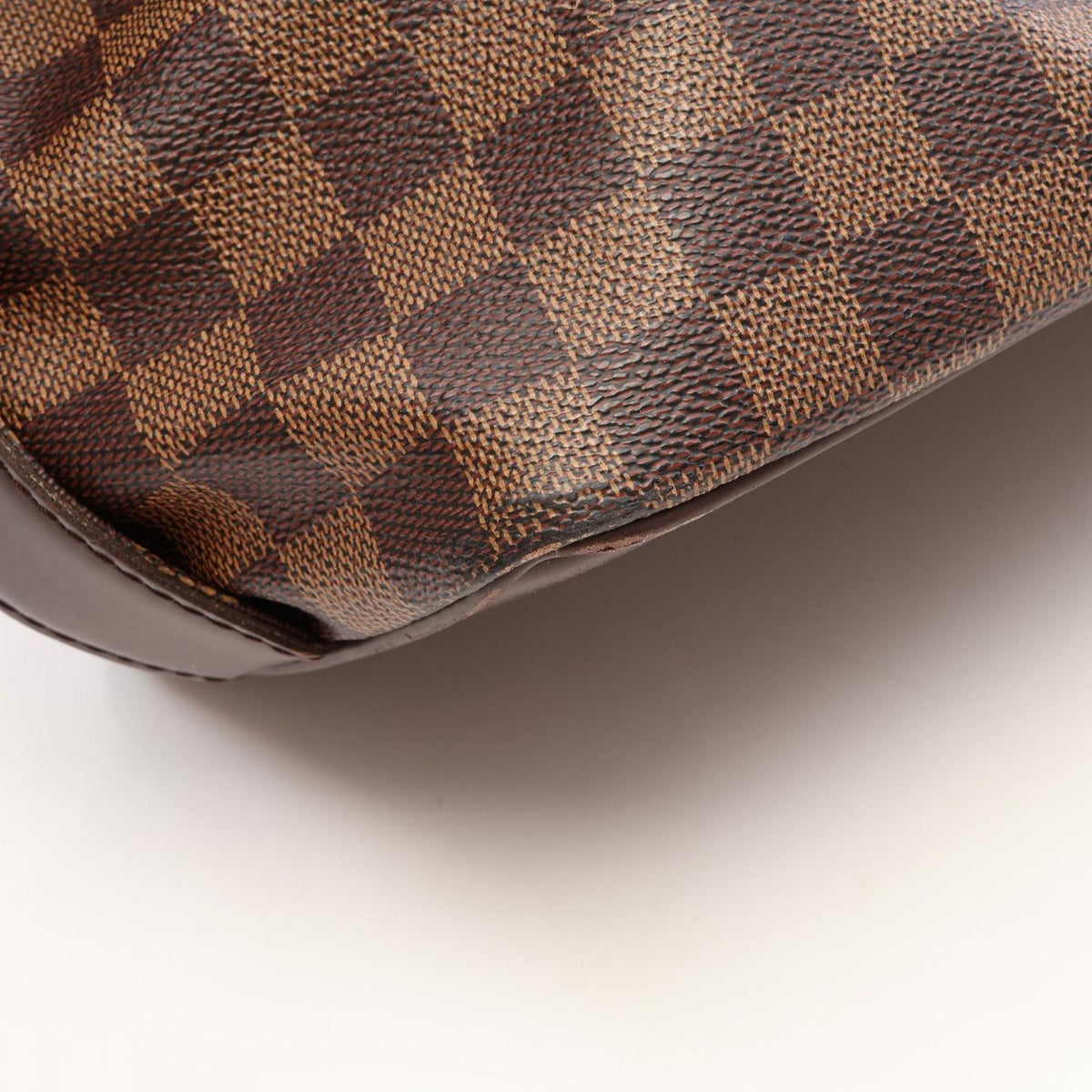 Louis Vuitton Tote Bag Chelsea Leather — view 6