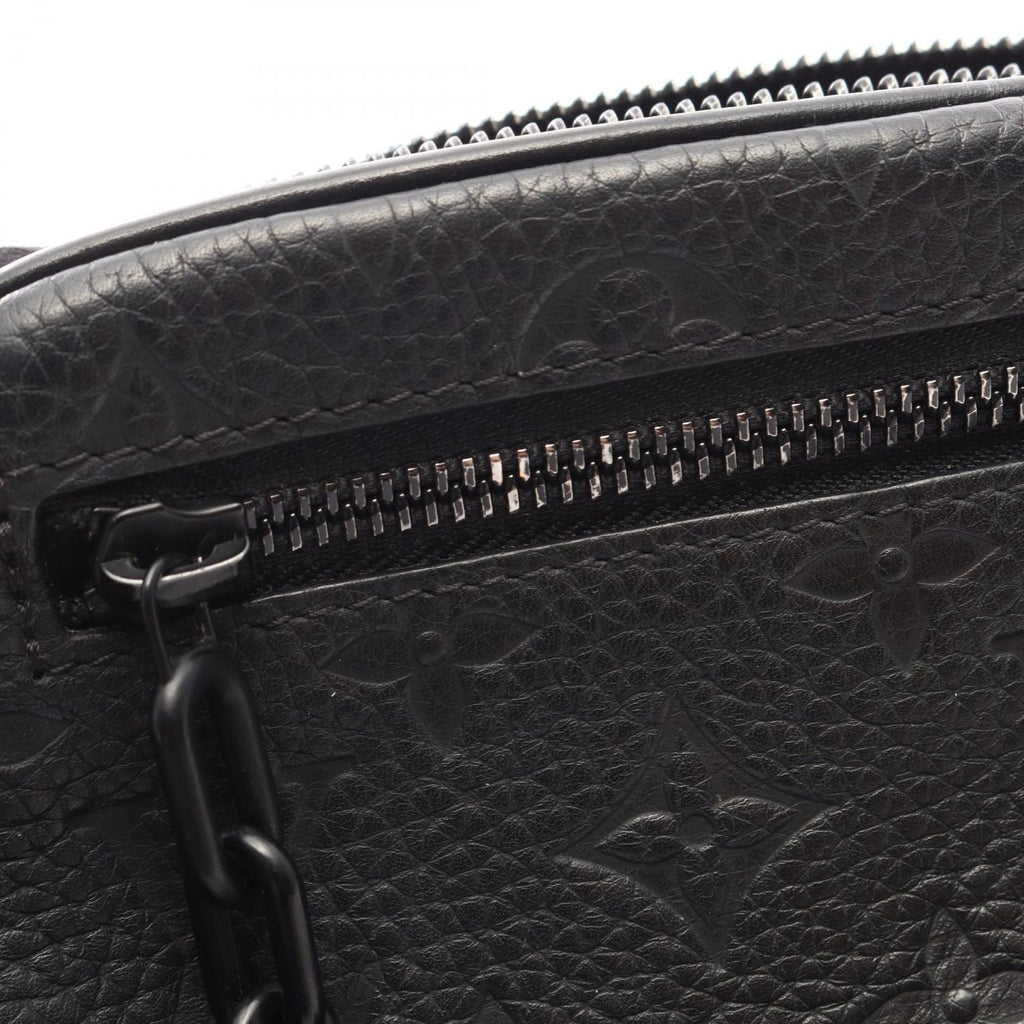 Louis Vuitton Clutch Pochette Volga Noir Leather — view 6