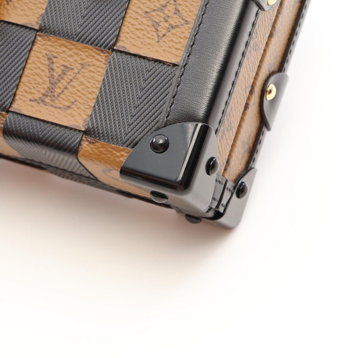 Louis Vuitton Shoulder Bag Petite Malle Leather — view 7