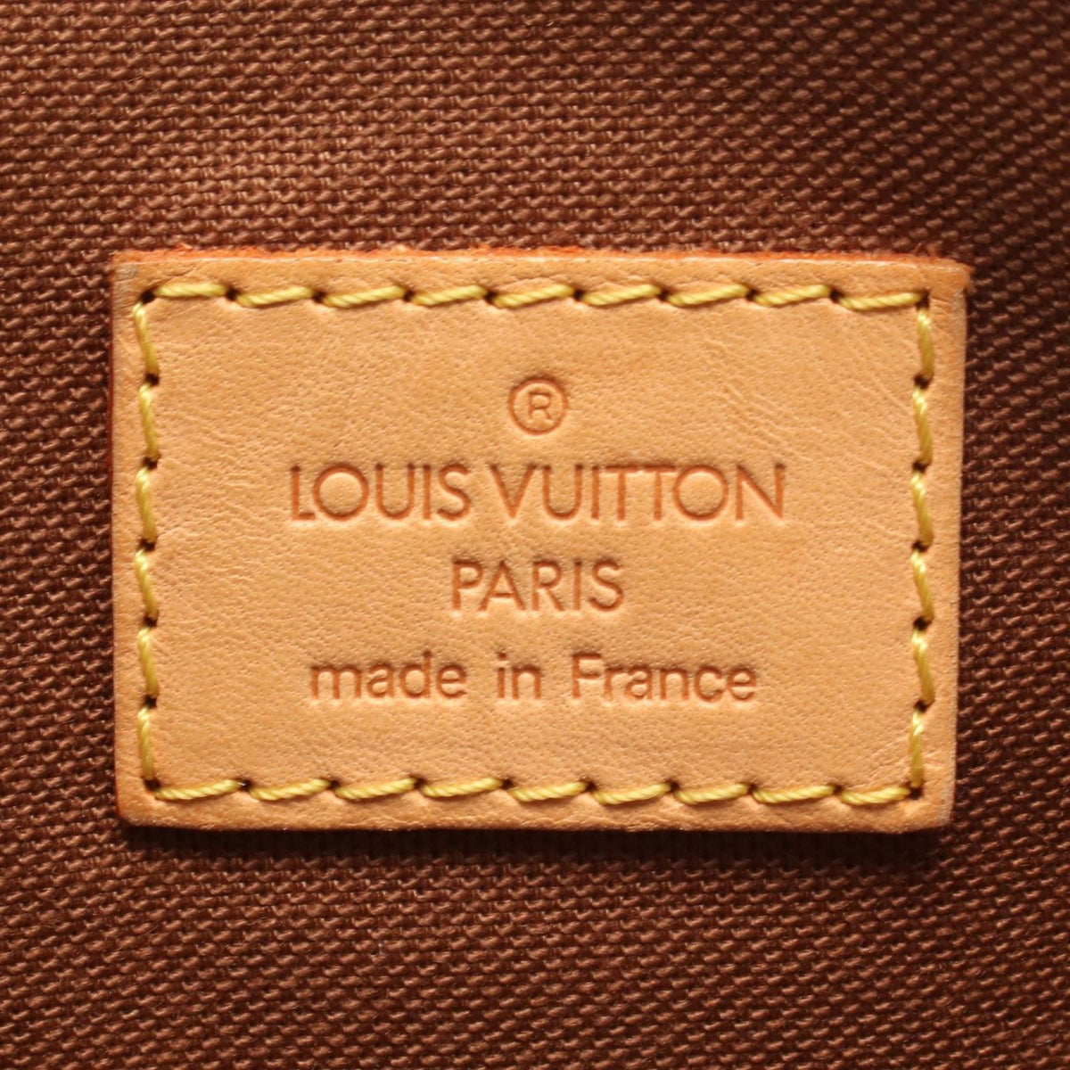 Louis Vuitton Handbag Batignolles Leather — view 4