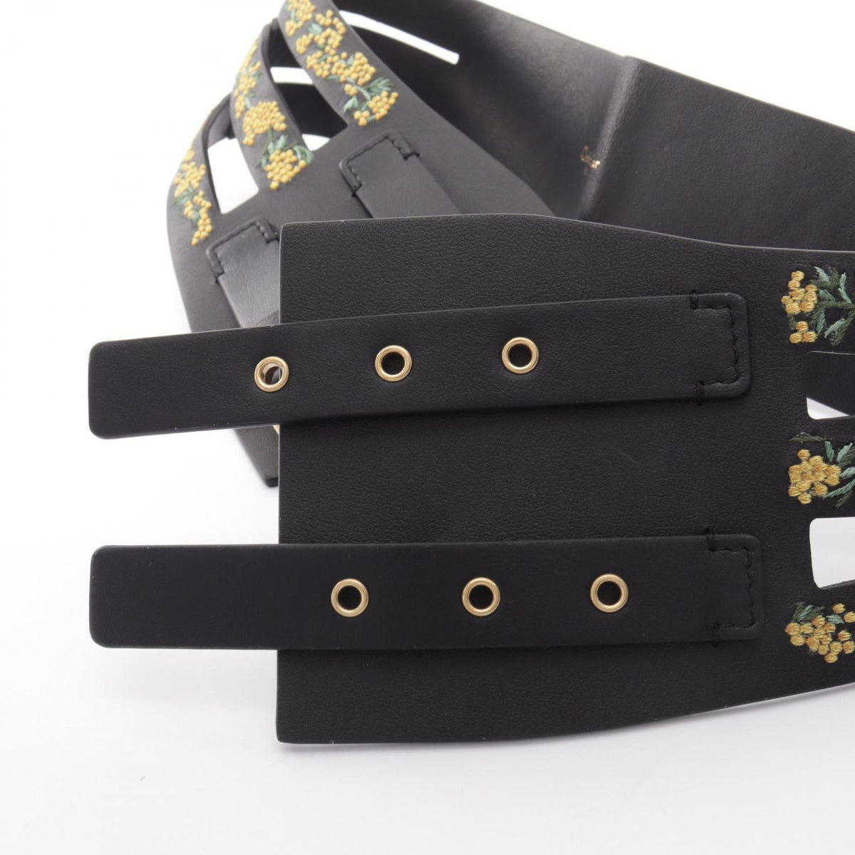 Dior Belt CD Logo Buckle Flower Embroidery Leather — view 3