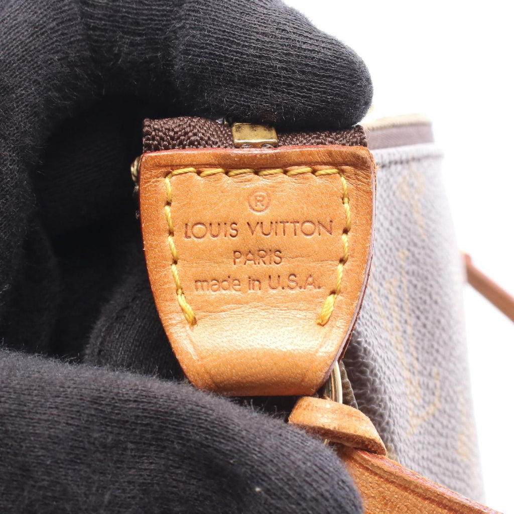Louis Vuitton Handbag Pochette Accessoires Monogram Leather — view 4