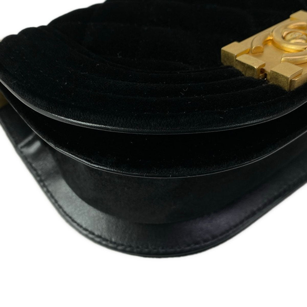 Chanel Shoulder Bag Boy Quilted Black Gold — view 7