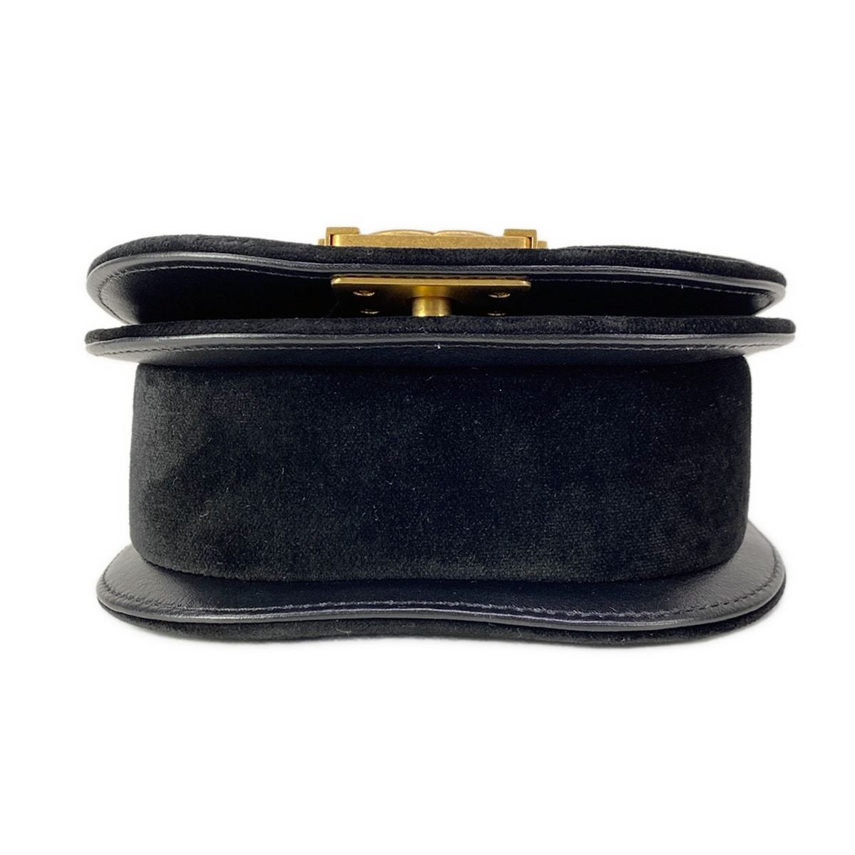 Chanel Shoulder Bag Boy Quilted Black Gold — view 5
