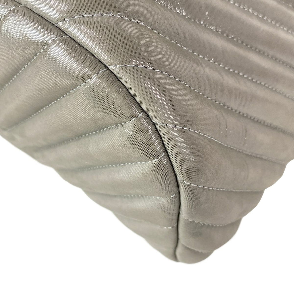 Chanel Backpack V-stitch Silver Leather — view 6