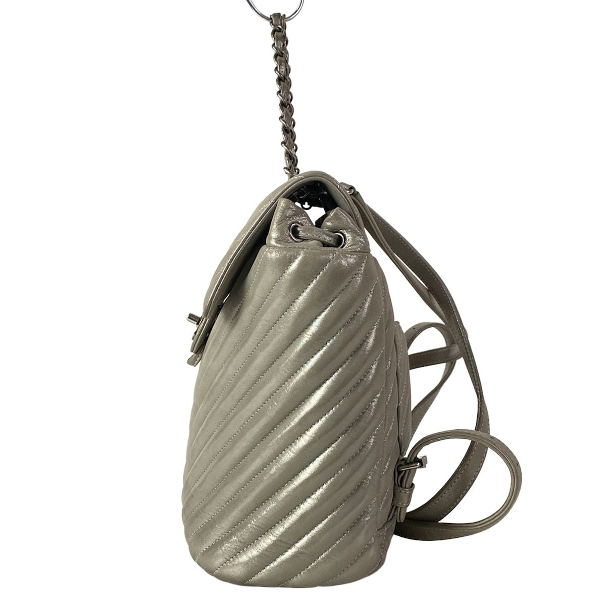Chanel Backpack V-stitch Silver Leather — view 4