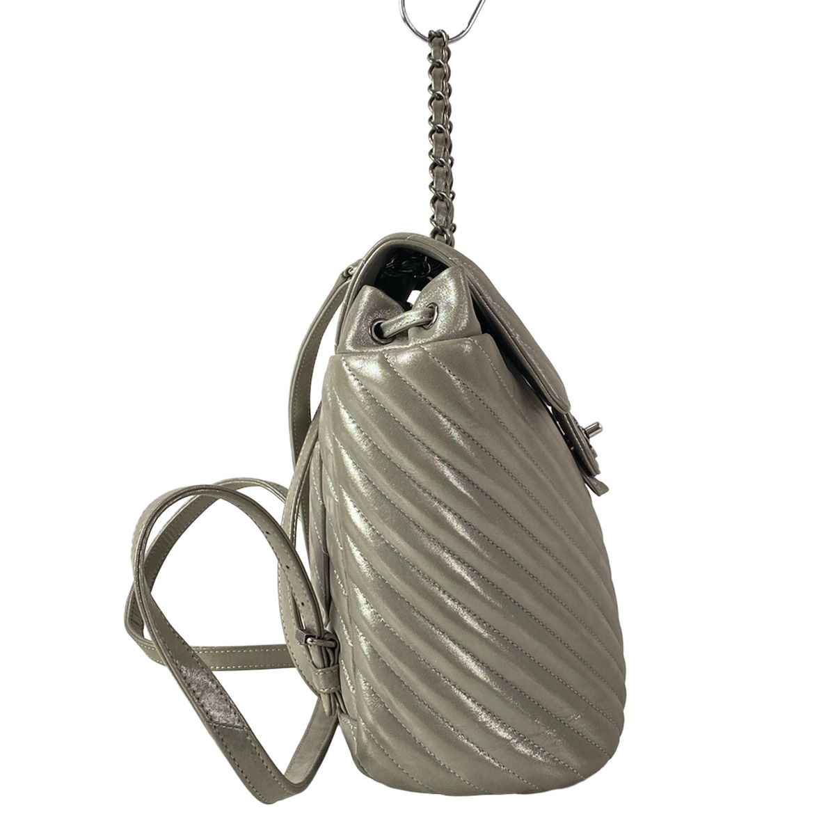 Chanel Backpack V-stitch Silver Leather — view 2