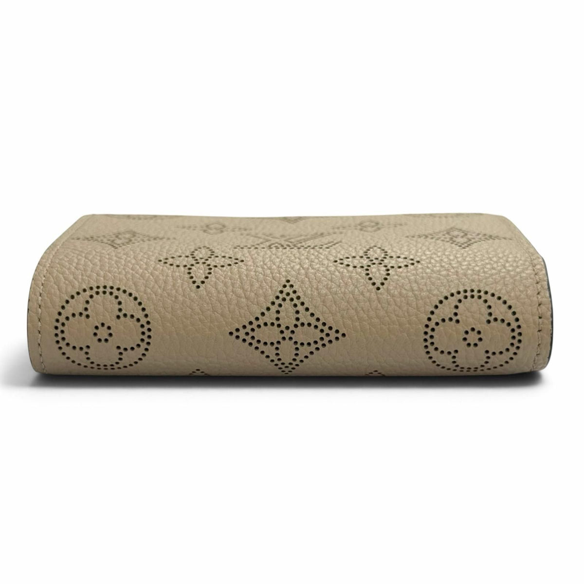 Louis Vuitton Portefeuille Clair Monogram Mahina Galet Bifold Wallet Silver — view 4