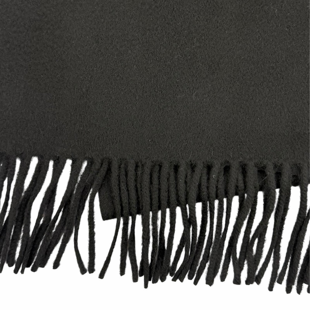 Louis Vuitton Echarpe Jhelum Cashmere 100% Noir LV Logo Embroidery Scarf — view 6
