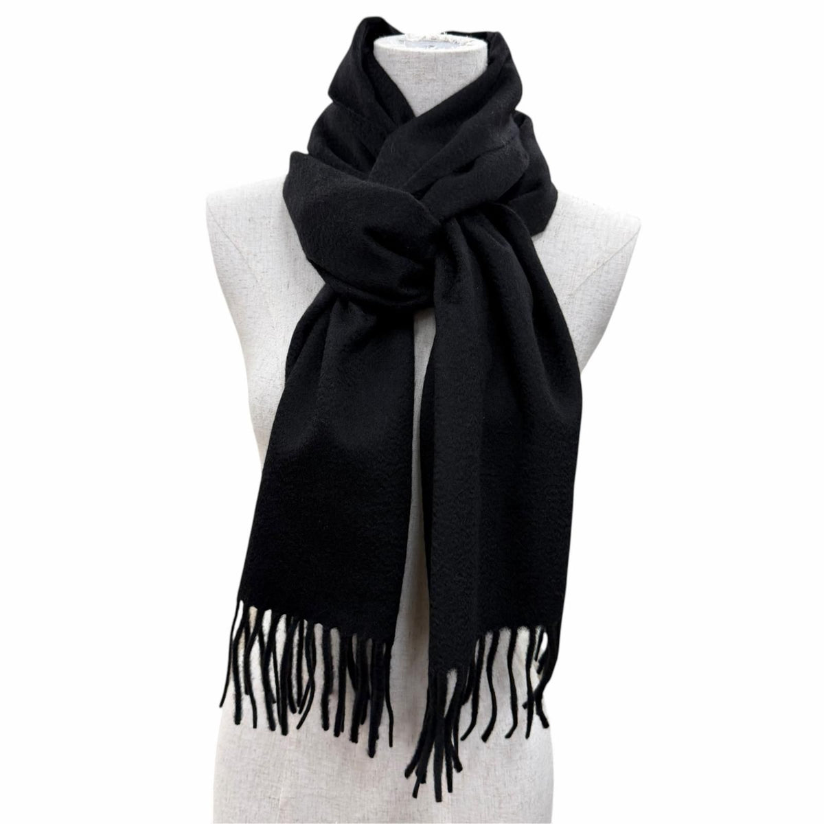 Louis Vuitton Echarpe Jhelum Cashmere 100% Noir LV Logo Embroidery Scarf — view 3