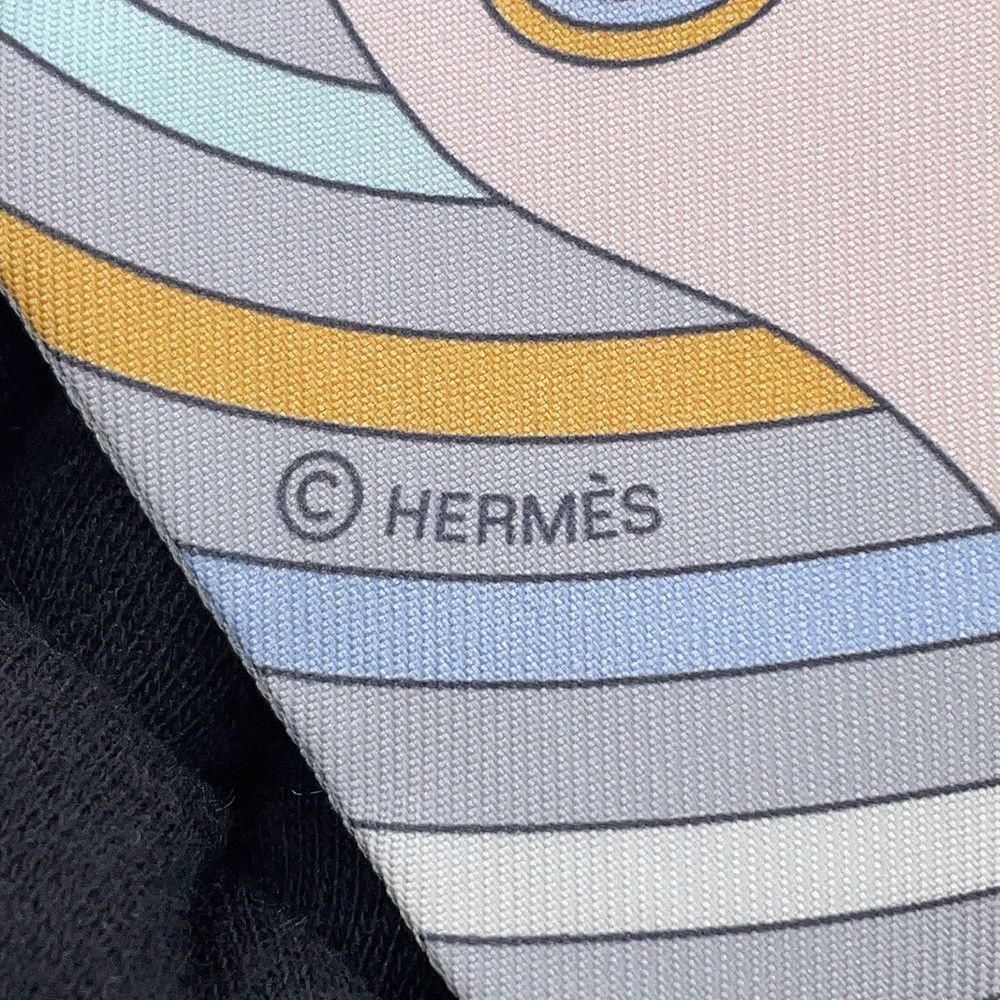 Hermes Scarf Twilly Fly in the Skycarre Carres Volants Silk Twill — view 7