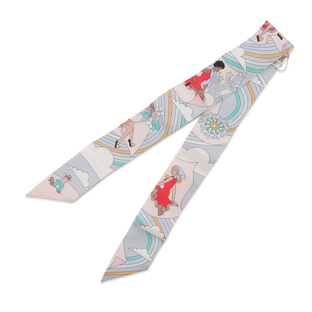 Hermes Scarf Twilly Fly in the Skycarre Carres Volants Silk Twill — view 2