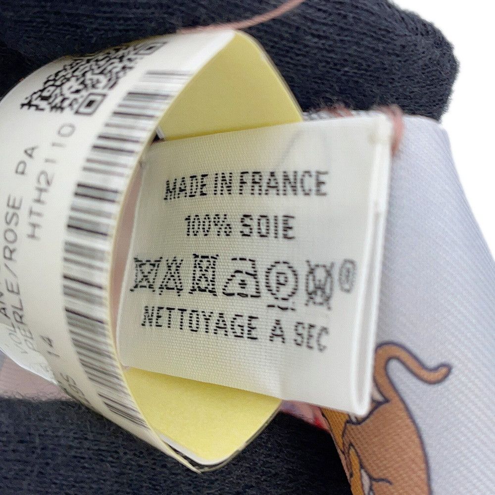 Hermes Scarf Twilly Fly in the Skycarre Carres Volants Silk Twill — view 8