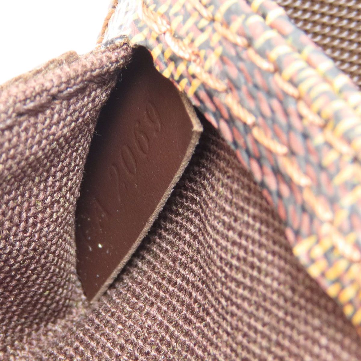 Louis Vuitton Geronimos Belt Bag Damier Canvas — view 7