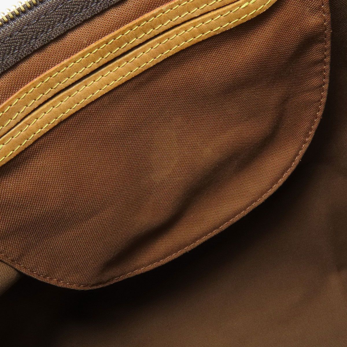 Louis Vuitton Speedy 40 Boston Bag Monogram Canvas — view 8