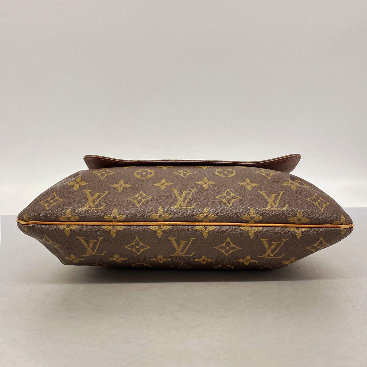 Louis Vuitton Shoulder Bag Monogram Musette Brown — view 3