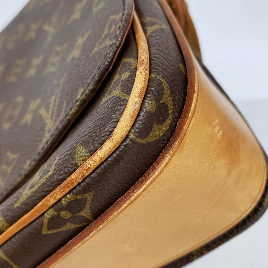Louis Vuitton Shoulder Bag Monogram Cartouchiere GM Brown — view 6