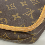 Louis Vuitton Shoulder Bag Monogram Gibeciere MM Brown — view 7