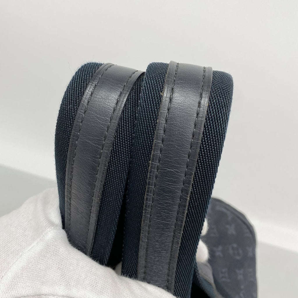 Louis Vuitton Handbag Monogram Mini Josephine GM Blue — view 8