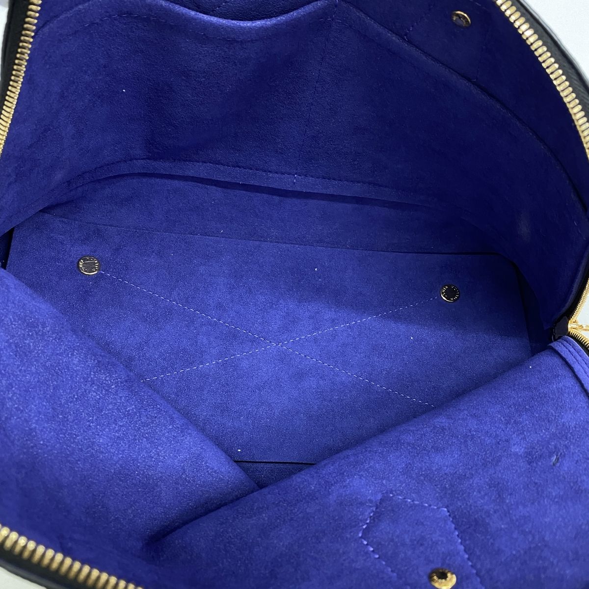 Louis Vuitton Handbag Monogram Empreinte Neo Alma PM Noir — view 4