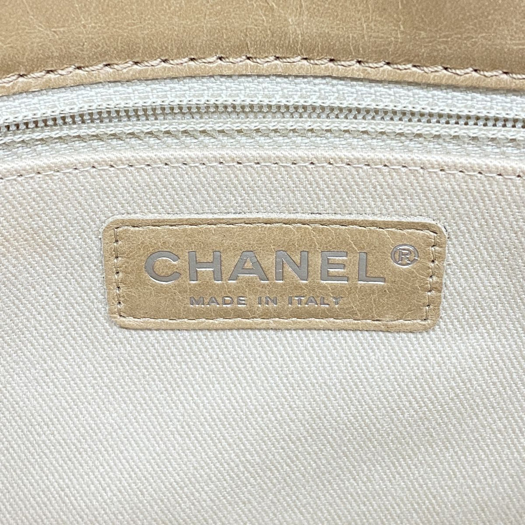 Chanel Shoulder Bag Quilted Leather Beige Silver — view 5