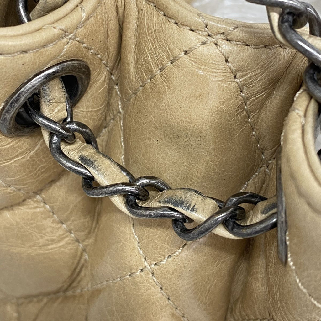Chanel Shoulder Bag Quilted Leather Beige Silver — view 8