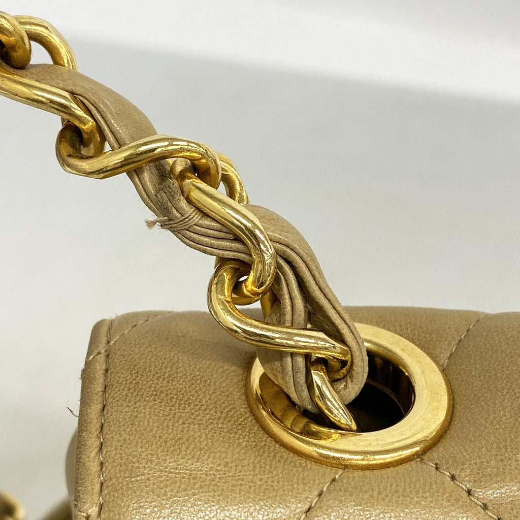 Chanel Shoulder Bag Quilted Jumbo CC Logo Lambskin Beige Gold — view 7