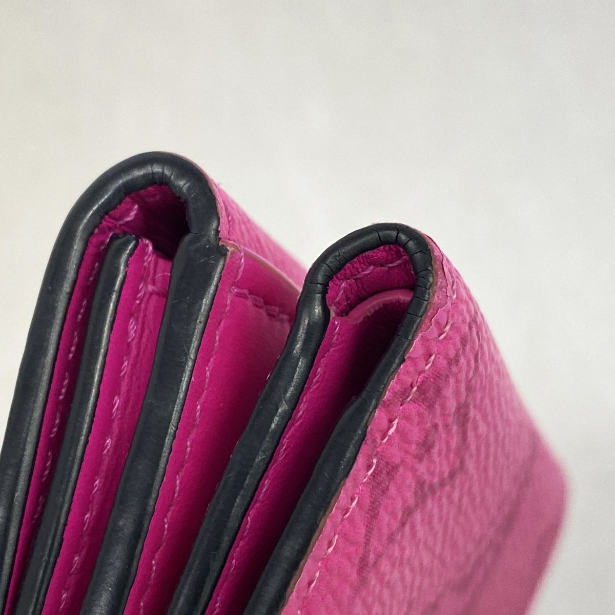 Louis Vuitton Trifold Wallet Taigarama Discovery Compact Fishery — view 5