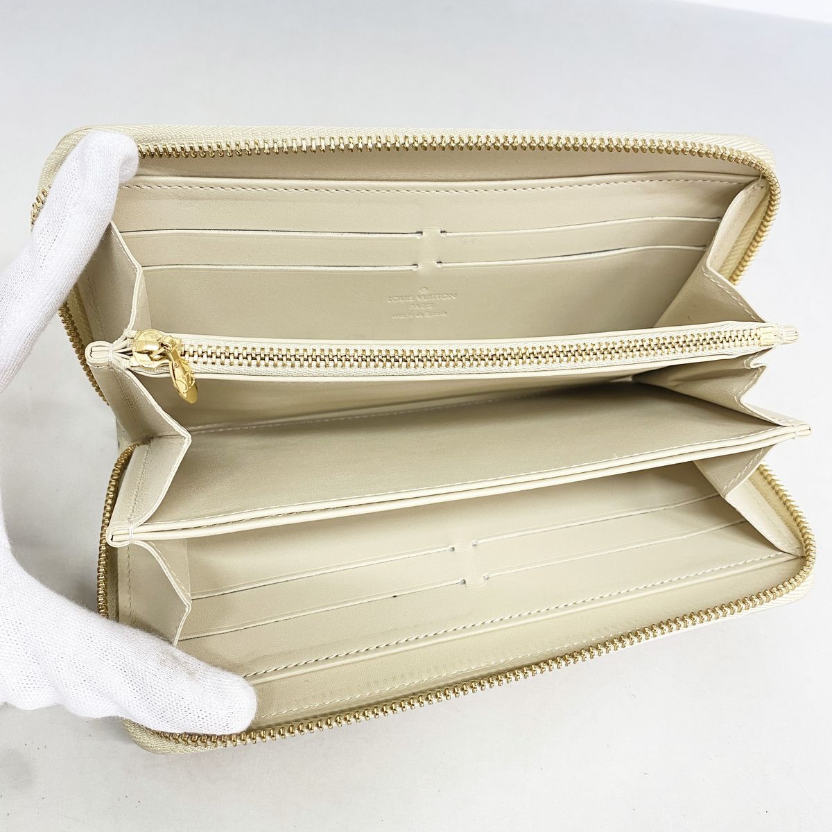Louis Vuitton Wallet Vernis Leopard Zippy Blanc Corail — view 3