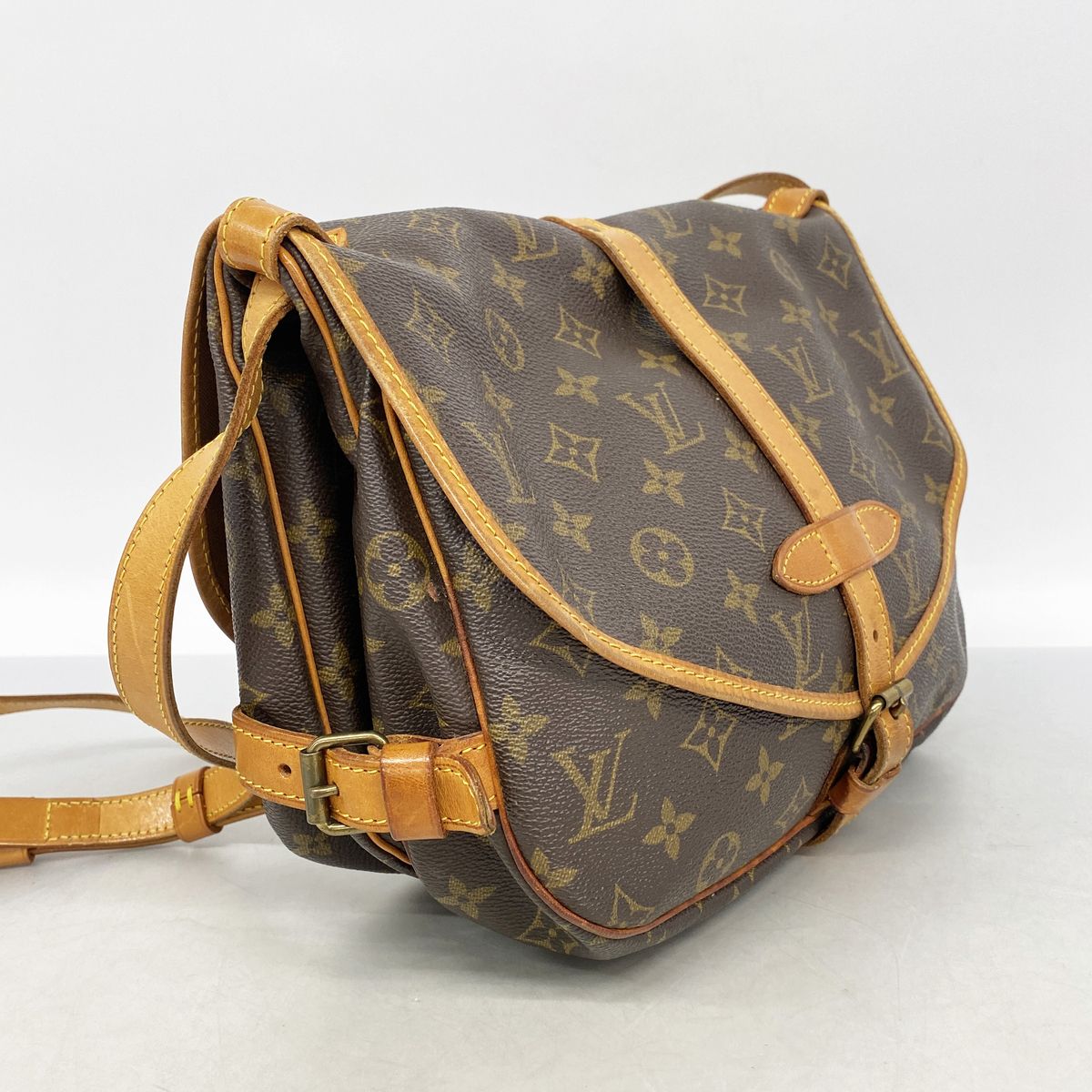 Louis Vuitton Shoulder Bag Monogram Saumur 30 Brown — view 2