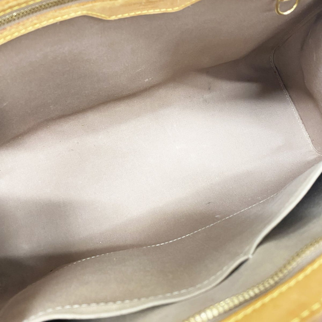 Louis Vuitton Handbag Vernis Blair GM Beige Poodle 2-Way Bag — view 4