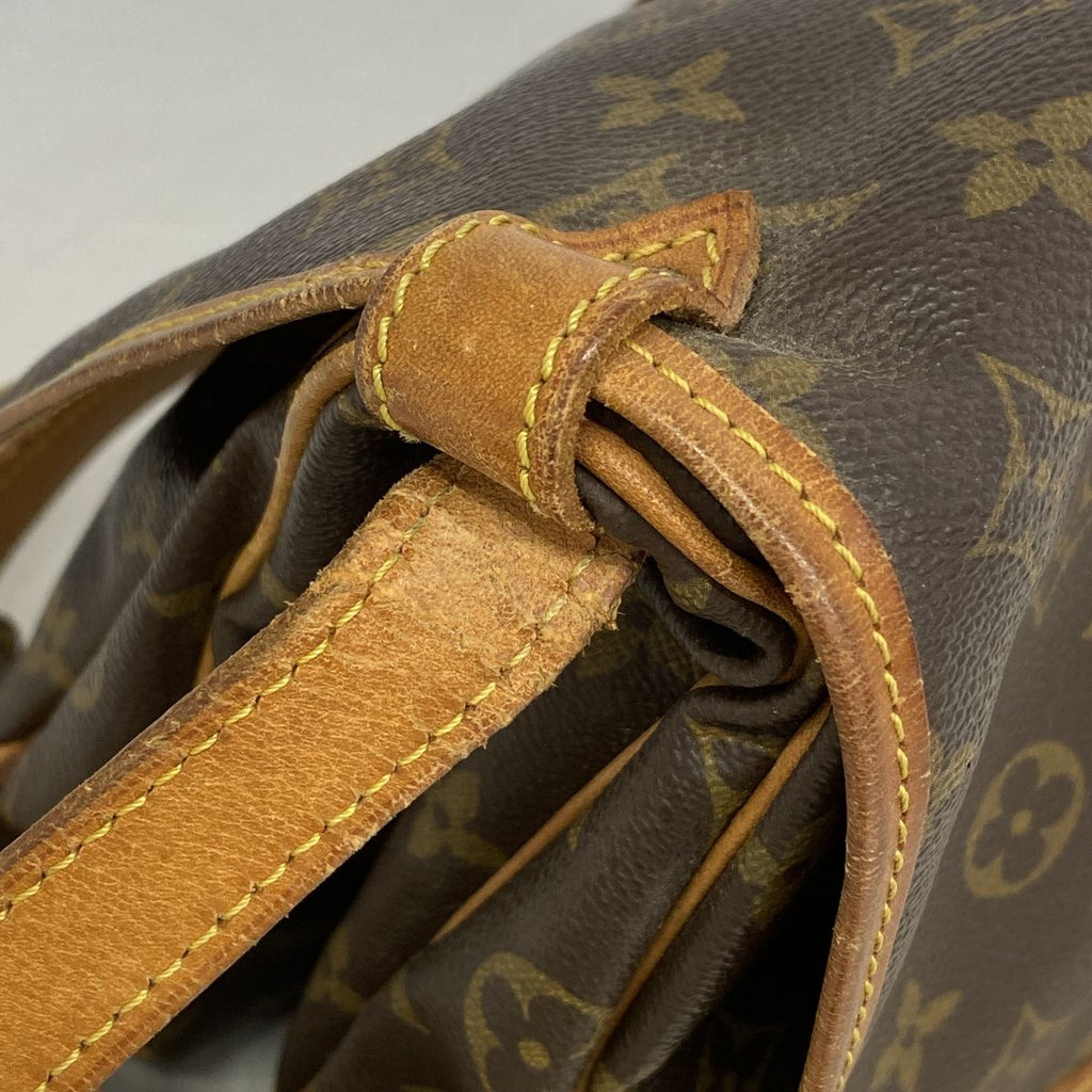 Louis Vuitton Shoulder Bag Monogram Saumur 30 Brown — view 8