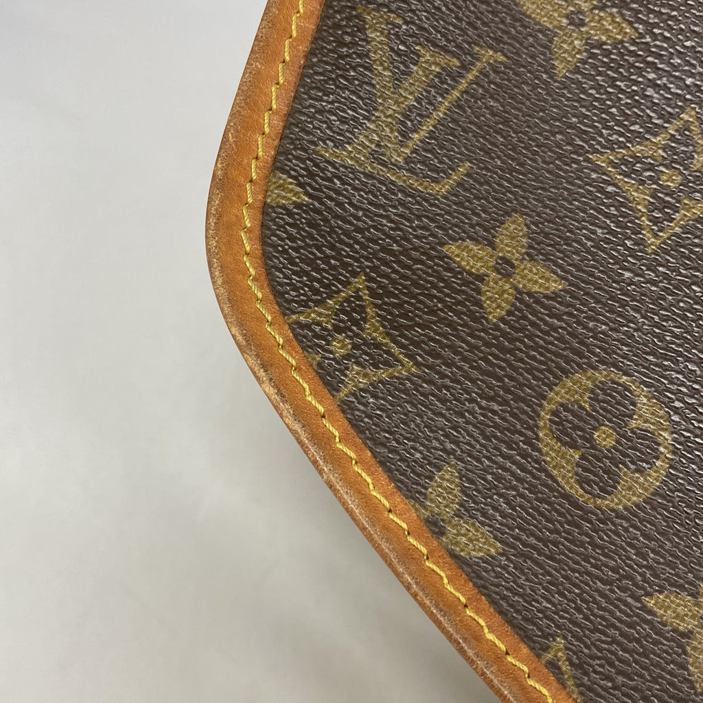 Louis Vuitton Shoulder Bag Monogram Saumur 30 Brown — view 6