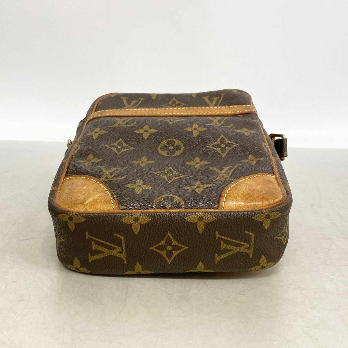 Louis Vuitton Shoulder Bag Monogram Danube Brown — view 3