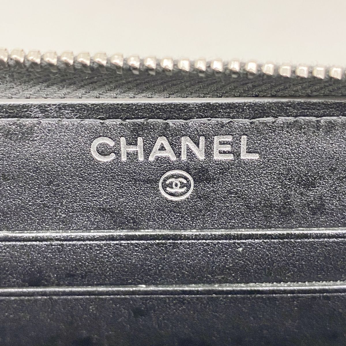 Chanel Wallet Quilted Caviar Leather Black Silver — view 4