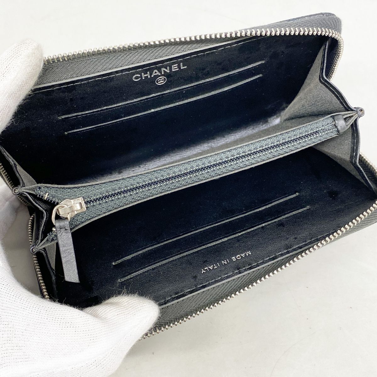 Chanel Wallet Quilted Caviar Leather Black Silver — view 3