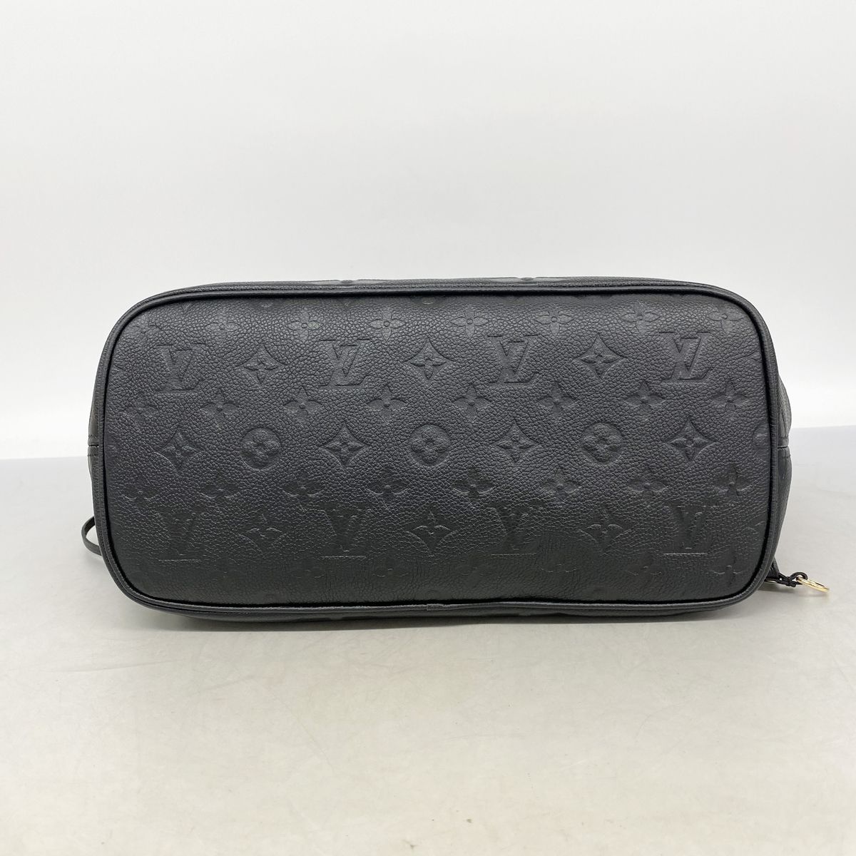 Louis Vuitton Tote Bag Monogram Empreinte Neverfull MM Noir — view 3