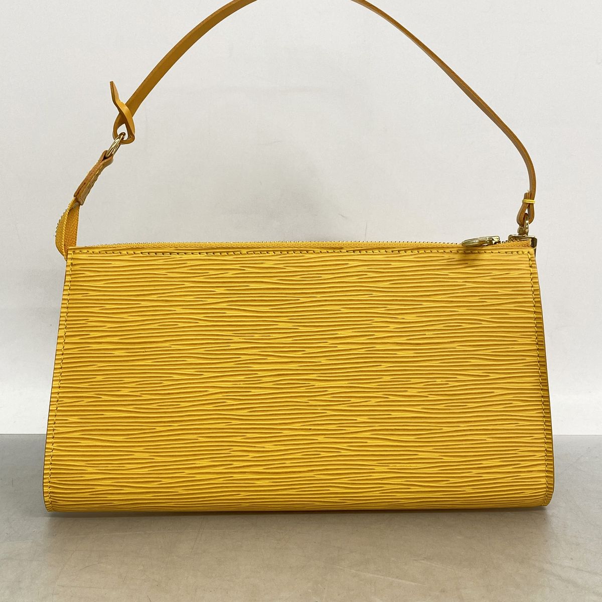 Louis Vuitton Pouch Epi Pochette Accessoires Jaune — view 7