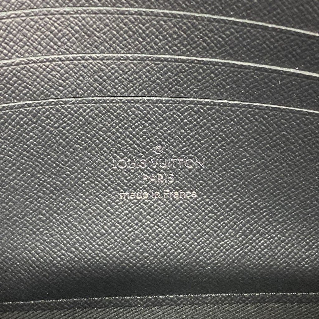 Louis Vuitton Pouch Monogram Eclipse Pochette Discovery PM Black — view 5