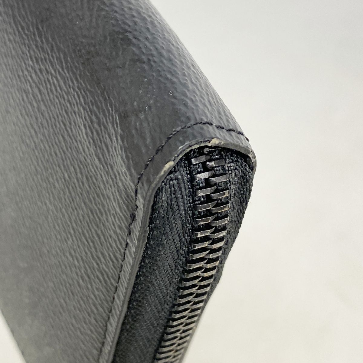 Louis Vuitton Wallet Monogram Midnight Zippy Horizontal Black — view 7