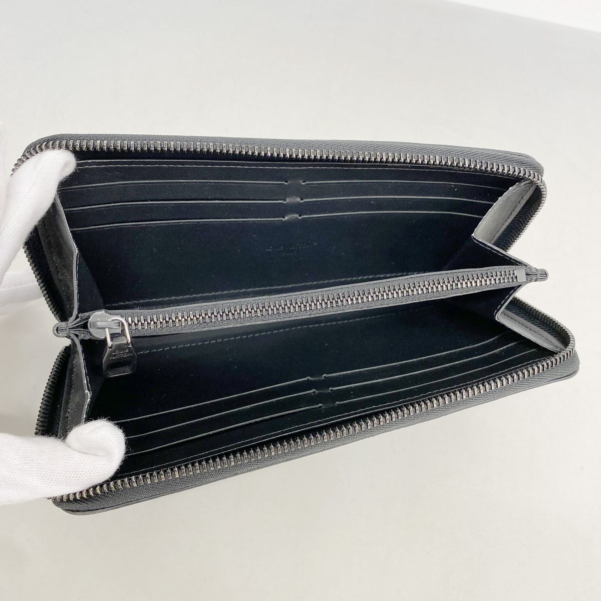 Louis Vuitton Wallet Monogram Midnight Zippy Horizontal Black — view 3